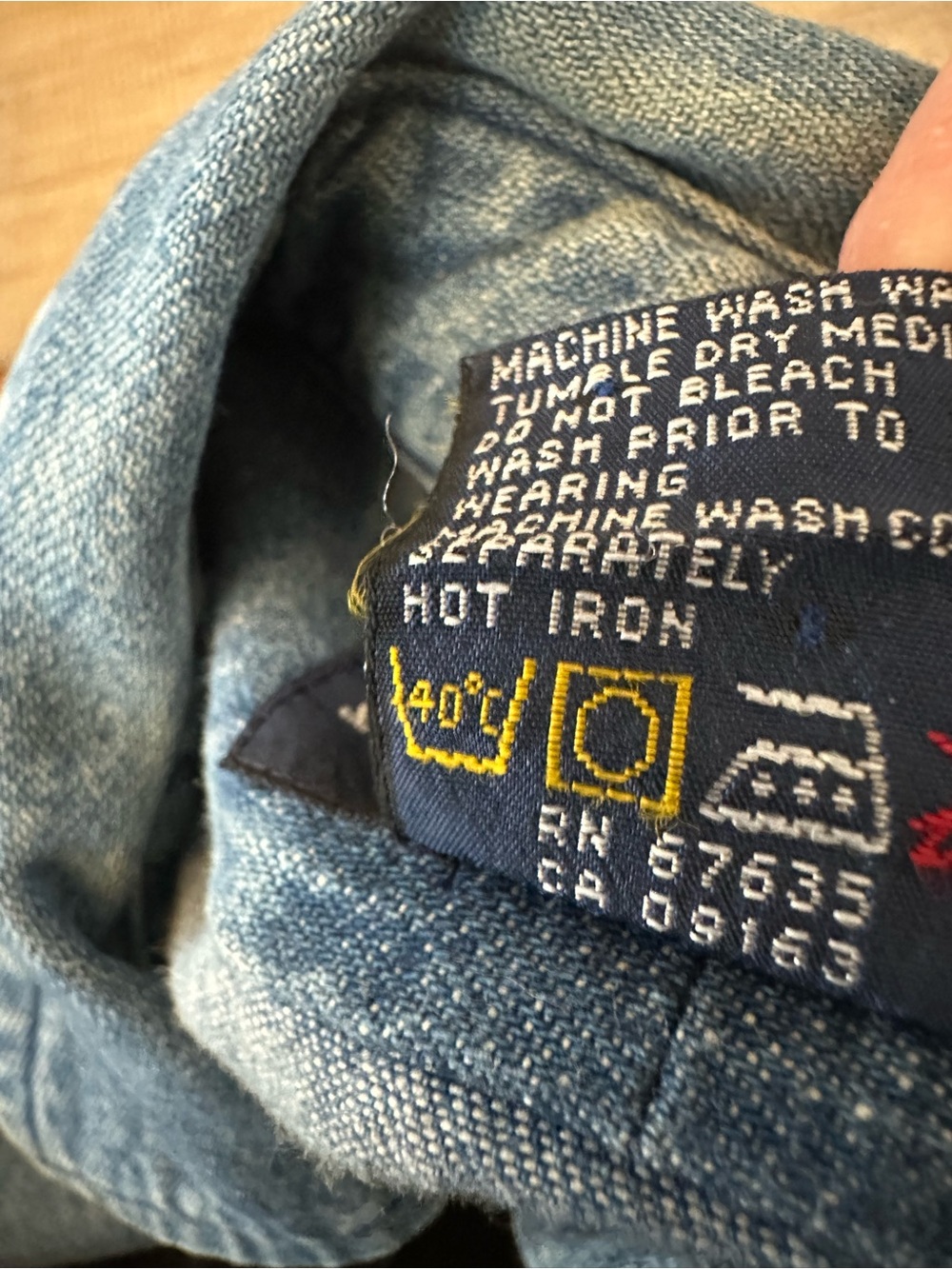 Ralph Lauren Denim Button-Down Shirt in Blue with Embroidered Pony - Picture 6 of 6